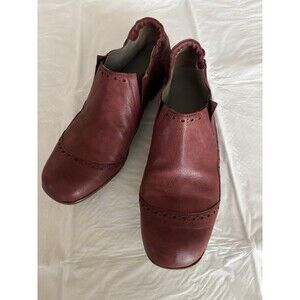 Ixos Italy red leather slip on low ankle booties size 38, 7.5/8